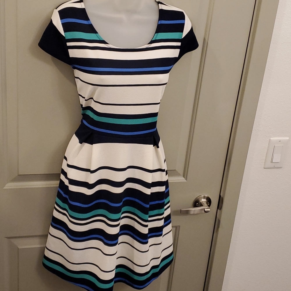 HAANI Summer fit and flare dress 👗